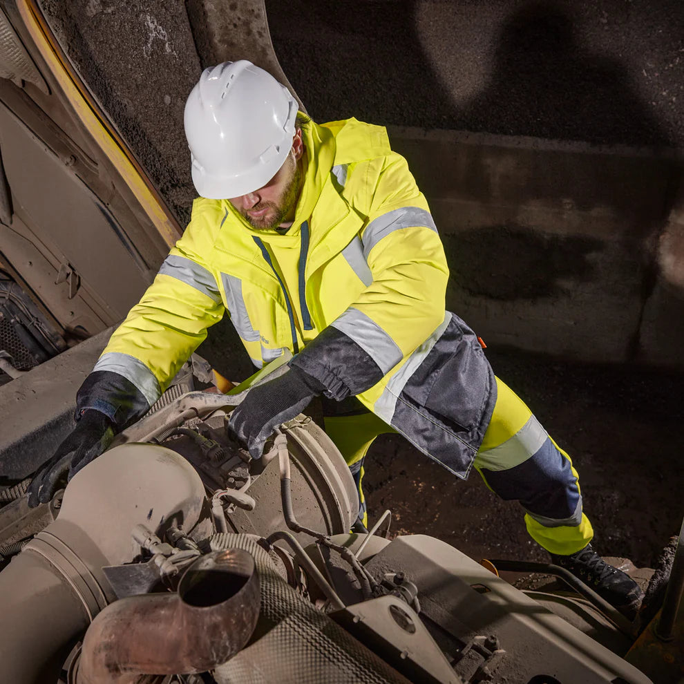 Scruffs High Visibility Waterproof Jacket