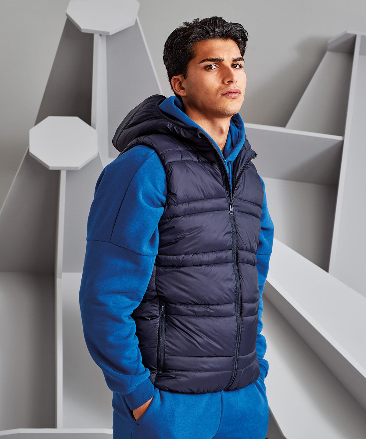 2786 Latitude Hooded Bodywarmer