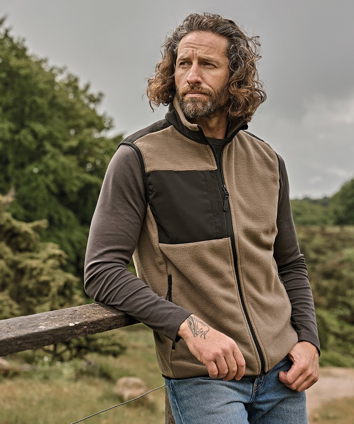 Tee Jays TJ087 Mountain Fleece Bodywarmer (9122)